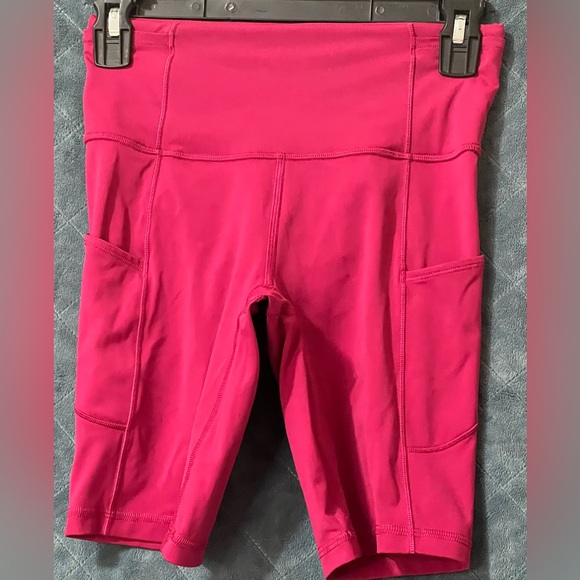 Women's Lululemon Fast and Free High Rise Shorts Size 4 8" Inseam - Picture 6 of 7